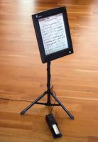 Electronic-music-stand