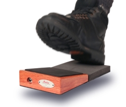 Shadow Electronics Stompin’Bass Instrument